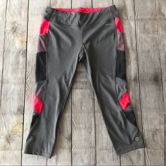 Avia | Color Block Legging Capri - Picture 3 of 3